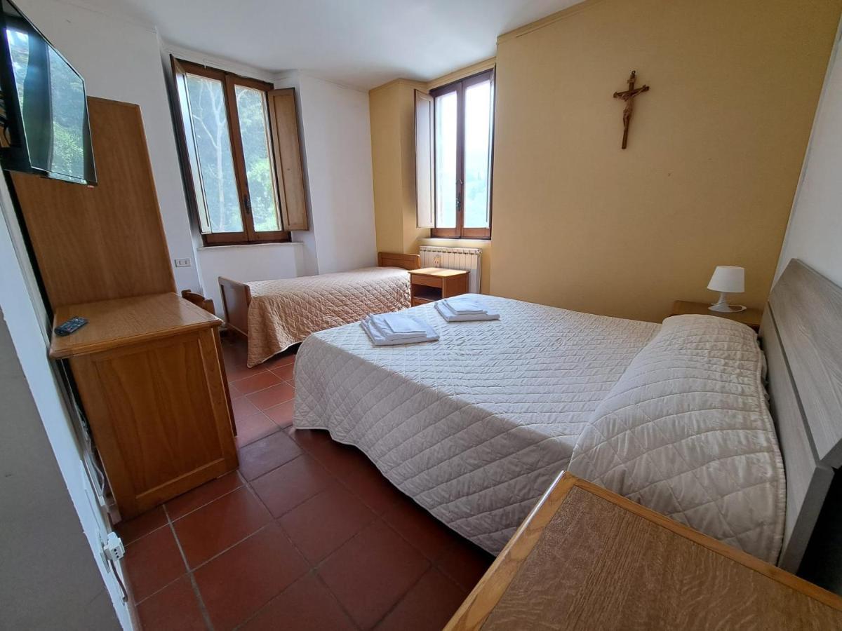 Casa Per Ferie Ulivo D'Assisi Villa Exterior foto