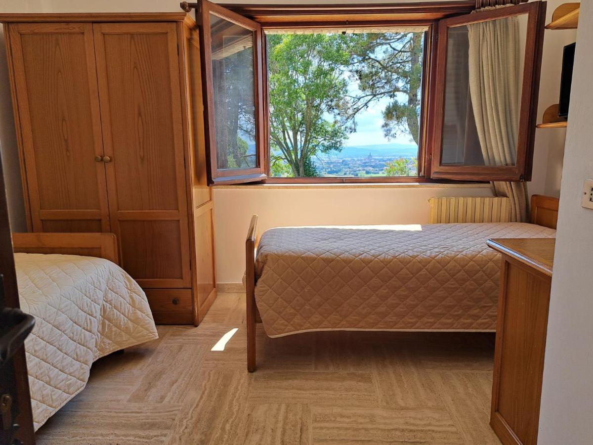 Casa Per Ferie Ulivo D'Assisi Villa Exterior foto